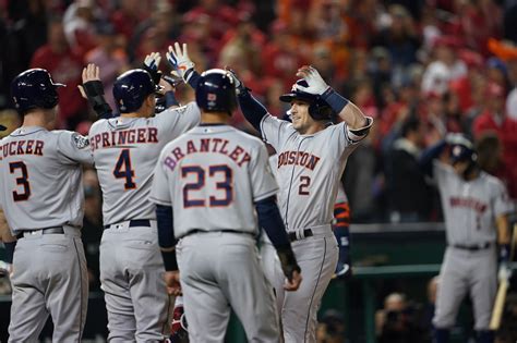 The Astros rebounded from a one-run loss in Fridays series opener to rout the Rays in a 17-4 win on Saturday at Minute Maid Park. . Houston astros highlights from last night